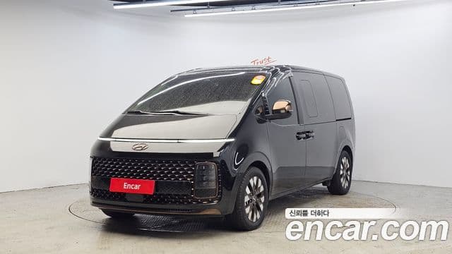 Hyundai Staria Prestige, 2023 1