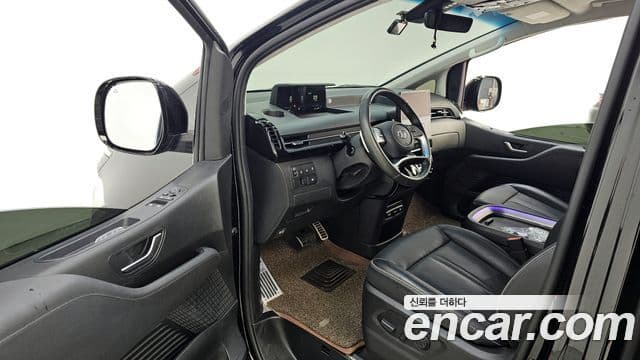 Hyundai Staria Prestige, 2023 10