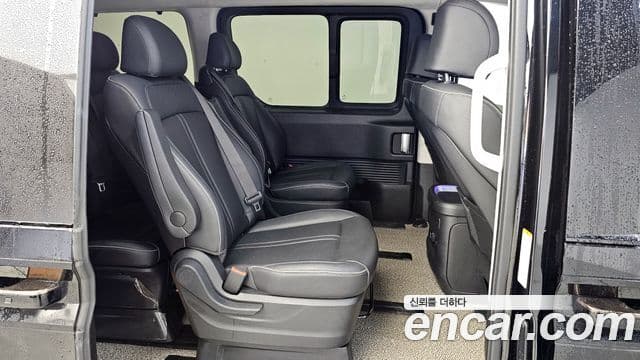 Hyundai Staria Prestige, 2023 12