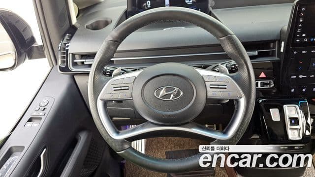 Hyundai Staria Prestige, 2023 13