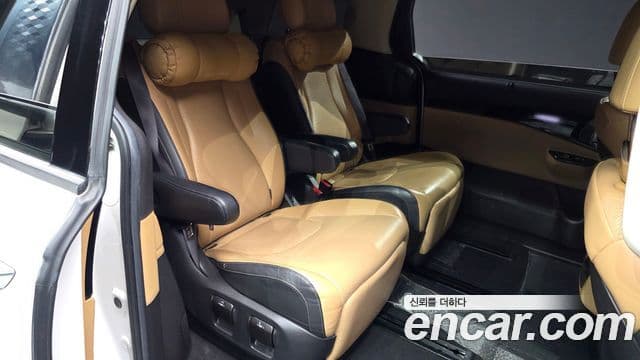 Kia Carnival 4세대 Signature, 2021 12