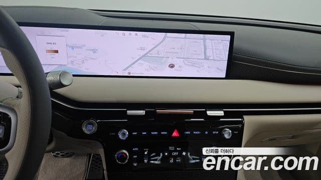 Genesis G80 (RG3) бензин 2.5 турбо AWD, 2025 14