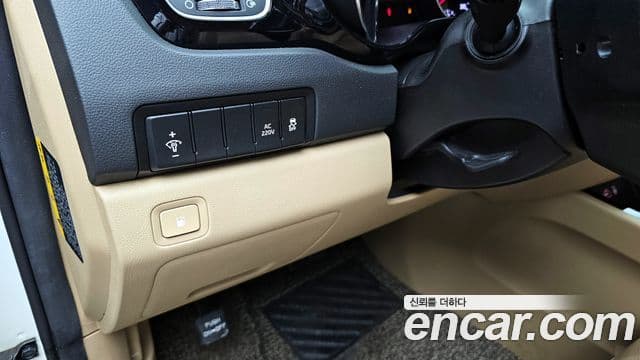 Kia All New Carnival VIP, 2017 15