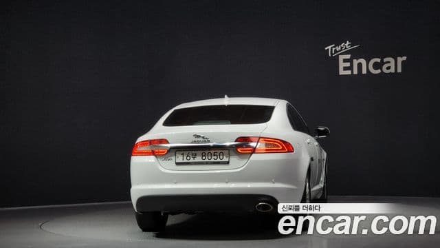 Jaguar New XF X250, 2015 4