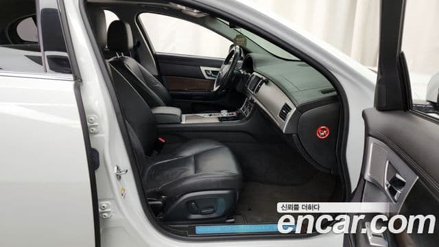 Jaguar New XF X250, 2015 11