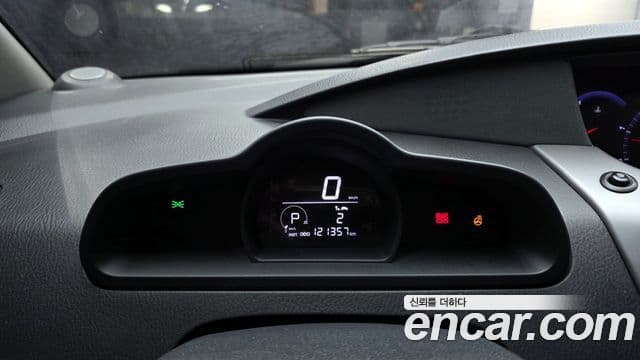 KG모빌리티(SsangYong) Korando 투리스모 4WD TX 9인승, 2018 8