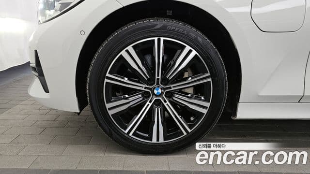 BMW 3시리즈 (G20) 330e M Sport, 2020 все фото