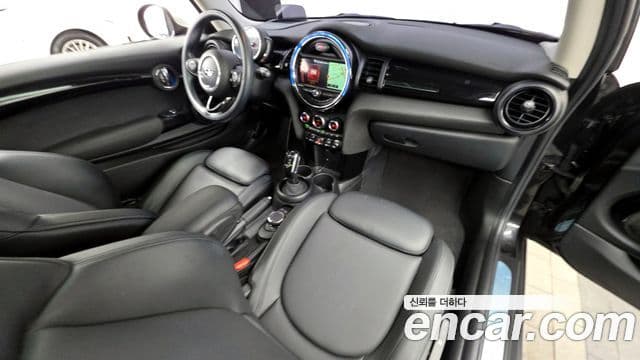 Mini Cooper D 3세대, 2019 7