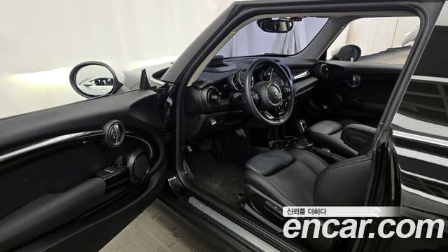 Mini Cooper D 3세대, 2019 10