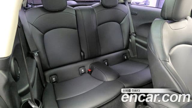 Mini Cooper D 3세대, 2019 12