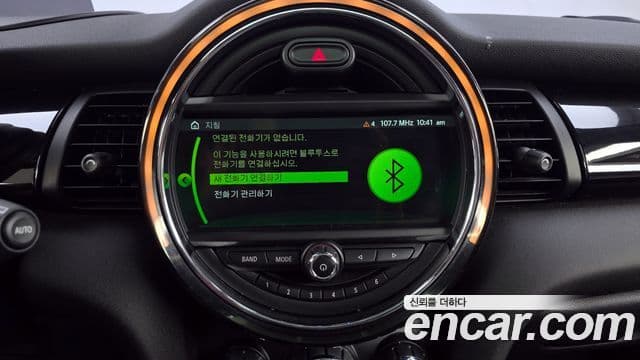 Mini Cooper D 3세대, 2019 16