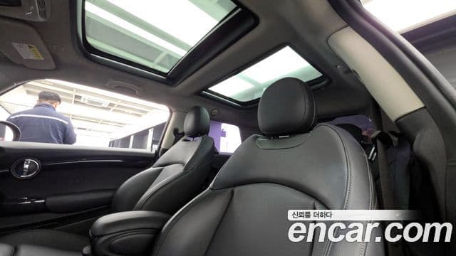 Mini Cooper D 3세대, 2019 19