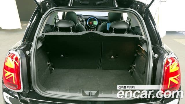 Mini Cooper D 3세대, 2019 20