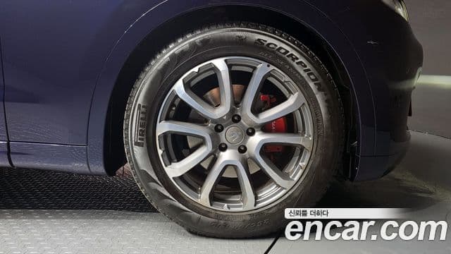 Maserati Levante Luxury, 2017 все фото