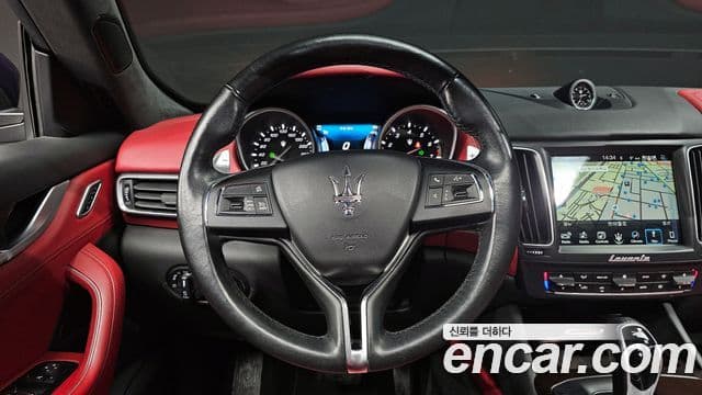 Maserati Levante Luxury, 2017 13