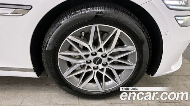 Genesis G80 (RG3) бензин 2.5 турбо 2WD, 2025 все фото