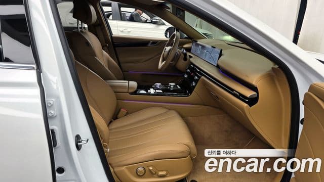 Genesis G80 (RG3) бензин 2.5 турбо 2WD, 2025 11