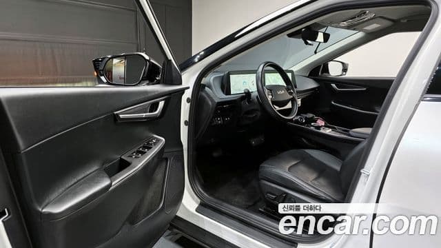 Kia EV6 Air, 2022 11