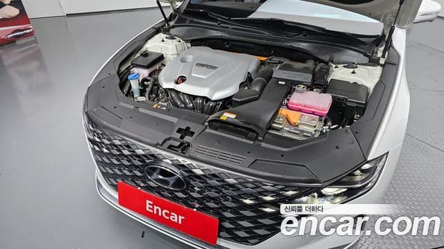 Hyundai The / новый New Grandeur IG гибрид Calligraphy, 2021 6