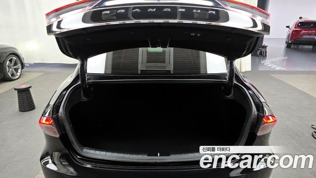 Hyundai The / новый New Grandeur IG Le Blanc, 2022 20