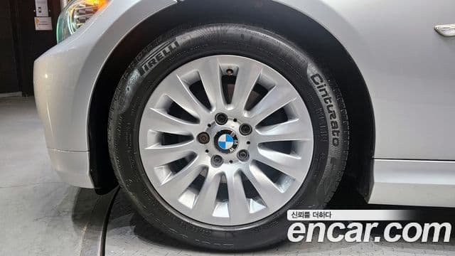 BMW 3시리즈 (E90) 320i седан, 2009 все фото