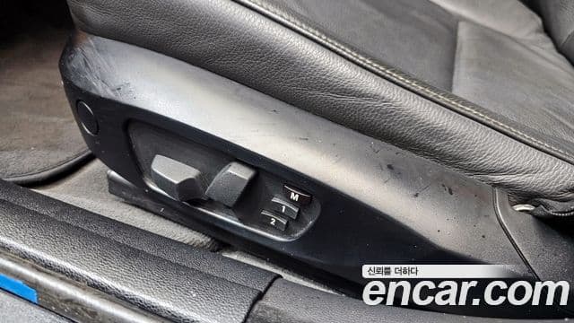 BMW 3시리즈 (E90) 320i седан, 2009 18