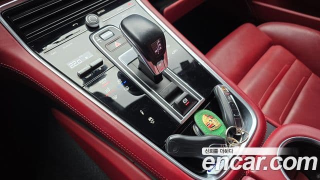 Porsche Panamera (971) 4.0 GTS, 2019 9