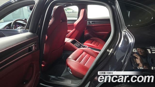 Porsche Panamera (971) 4.0 GTS, 2019 11