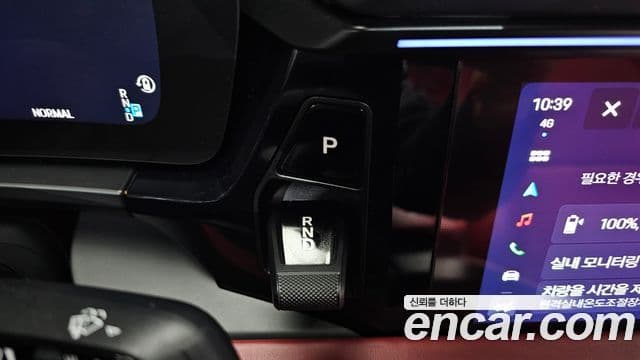 Porsche Macan EV турбо, 2025 9