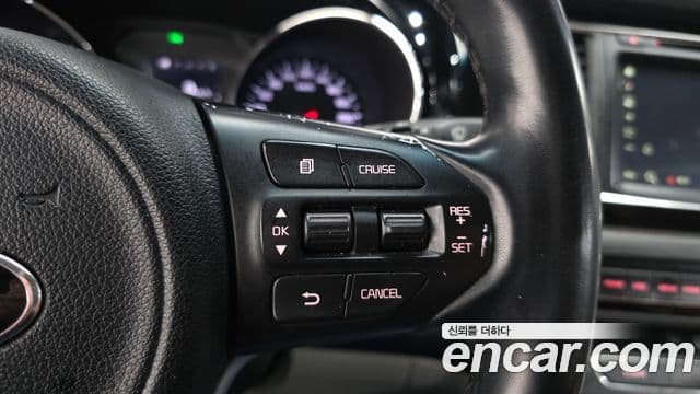 Kia All New Carnival VIP, 2016 14