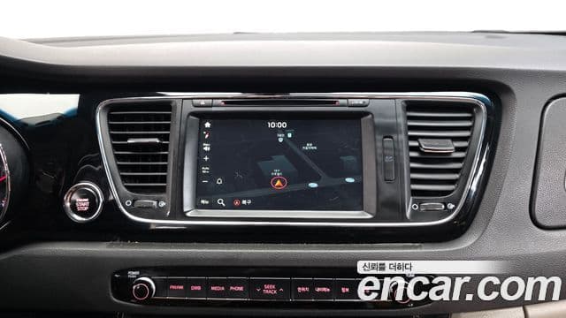 Kia All New Carnival VIP, 2016 15