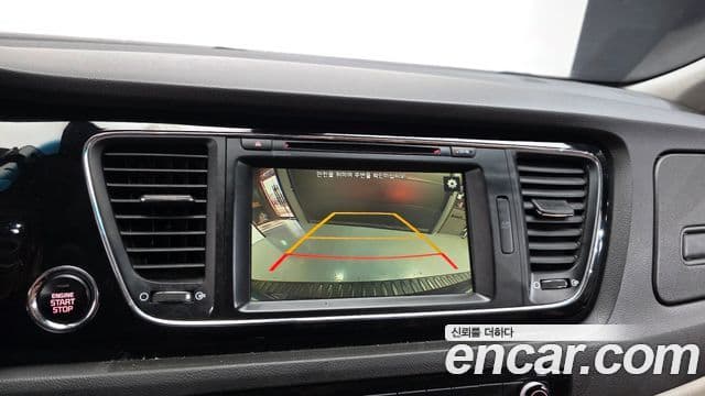 Kia All New Carnival VIP, 2016 16