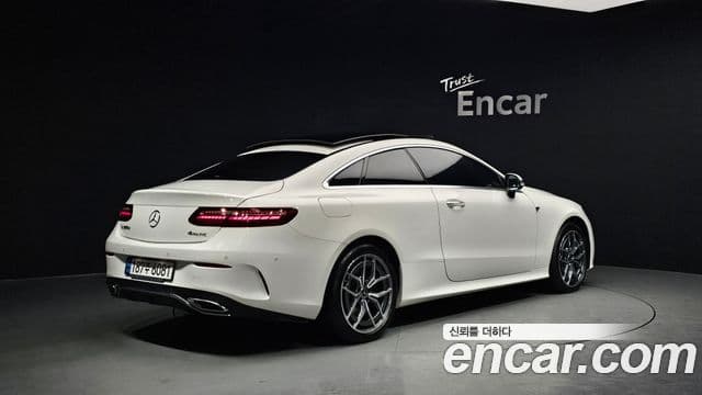 Mercedes-Benz E-класс W213 E300d 4MATIC купе, 2022 2