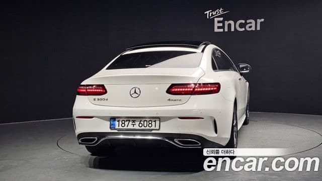 Mercedes-Benz E-класс W213 E300d 4MATIC купе, 2022 4