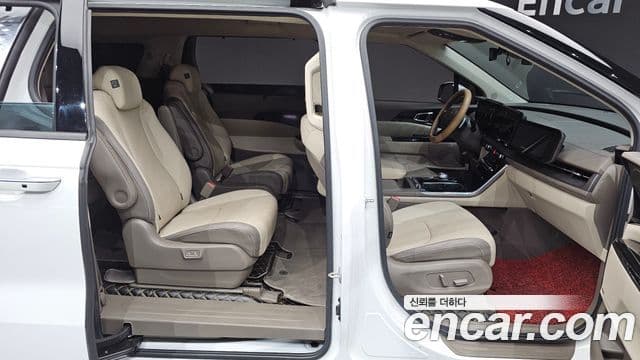Kia Carnival 4세대 Signature, 2021 11