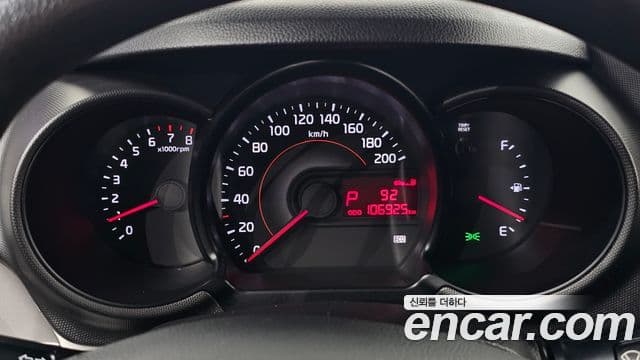 Kia Ray Deluxe, 2012 8