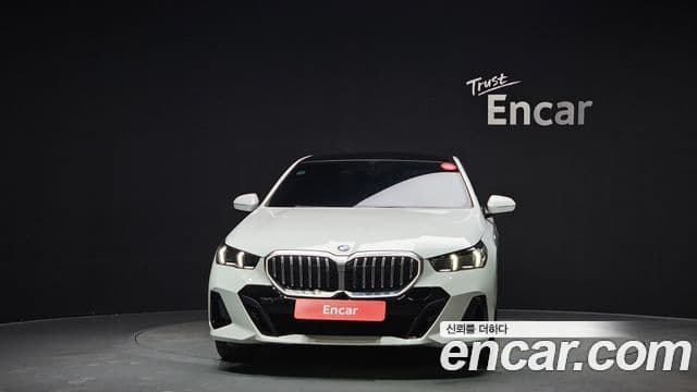 BMW 5시리즈 (G60) 520i M Sport, 2025 3