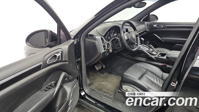 Porsche New Cayenne 958, 2012 10