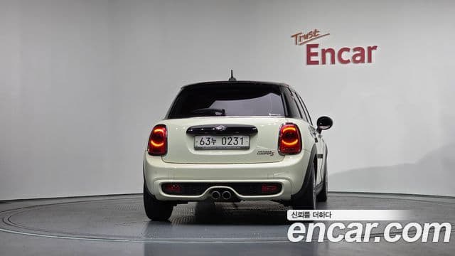 Mini Cooper S 3세대, 2017 4