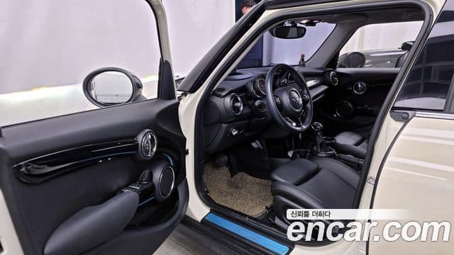 Mini Cooper S 3세대, 2017 10