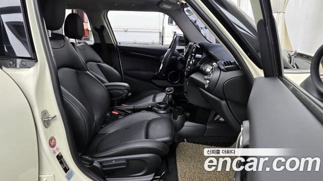 Mini Cooper S 3세대, 2017 11