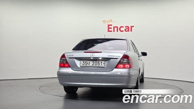 Mercedes-Benz E-класс W211 Avantgarde, 2007 4