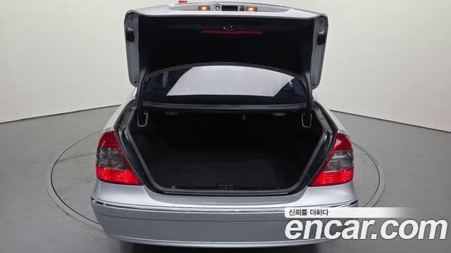 Mercedes-Benz E-класс W211 Avantgarde, 2007 20