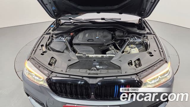 BMW 5시리즈 (G30) 520d xDrive M Sport Plus, 2017 6