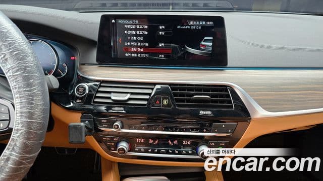 BMW 5시리즈 (G30) 520d xDrive M Sport Plus, 2017 14