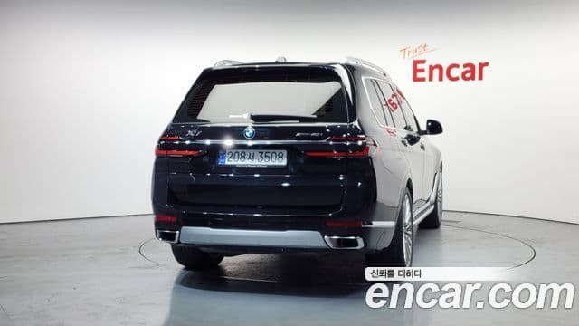 BMW X7 (G07) xDrive 40i Design Pure Excellence 6인승, 2024 4