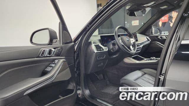 BMW X7 (G07) xDrive 40i Design Pure Excellence 6인승, 2024 10