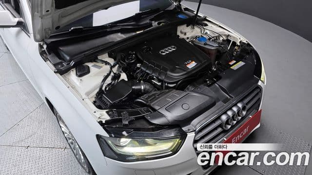 Audi New A4 B8, 2013 6