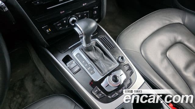 Audi New A4 B8, 2013 9