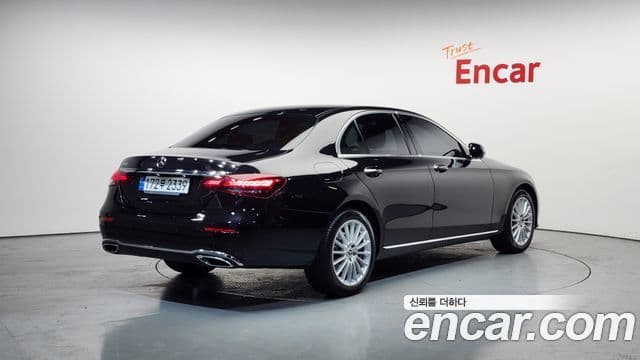 Mercedes-Benz E-класс W213 Exclusive, 2022 2